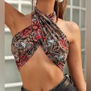 Crías cross backless halter top